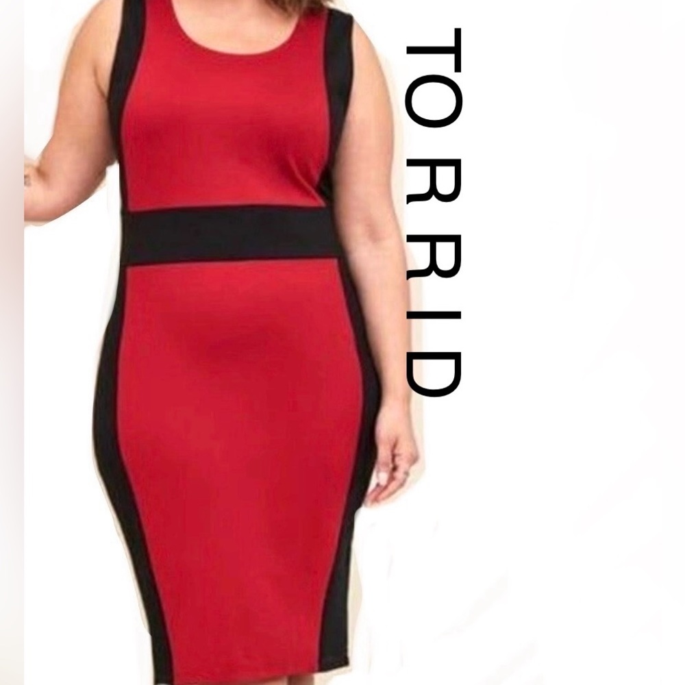 🆕🌼STUDIO BY TORRID THE FUTURE IS YOURS Dress🌼